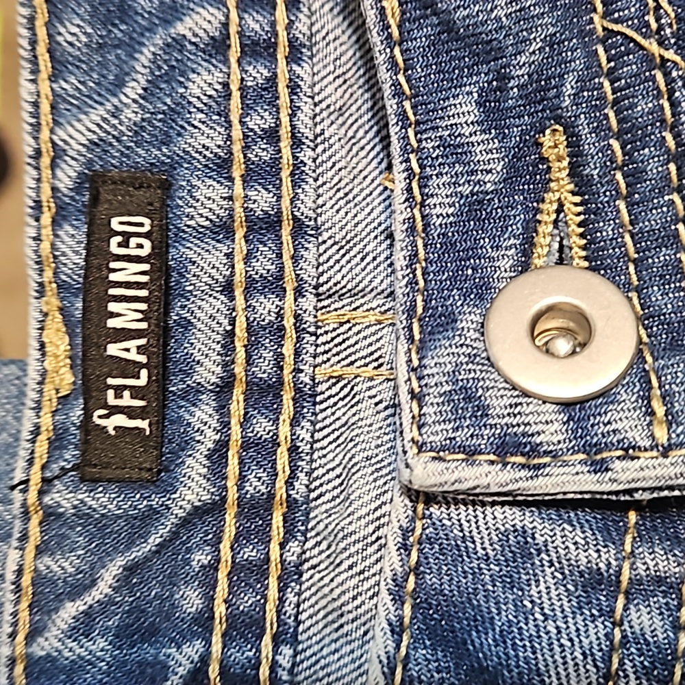 NWT Flamingo Ripped Raw Hem Straight Jeans - Picture 10 of 12